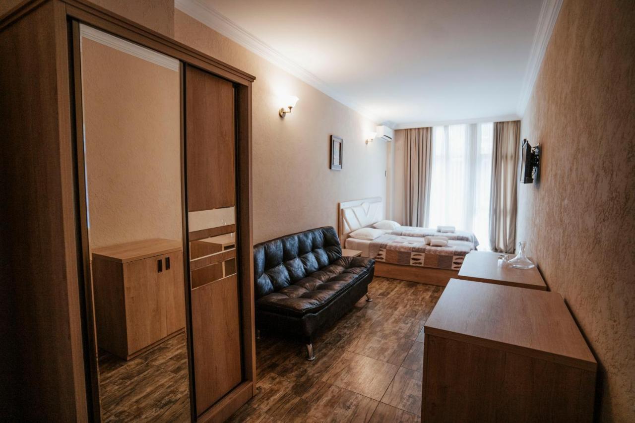 Hotel General Batumi Eksteriør bilde