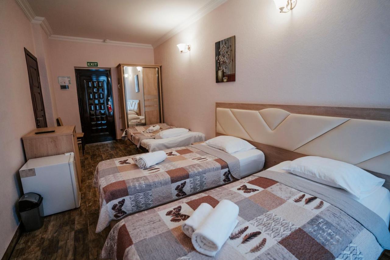 Hotel General Batumi Eksteriør bilde