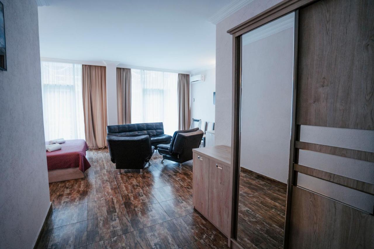 Hotel General Batumi Eksteriør bilde