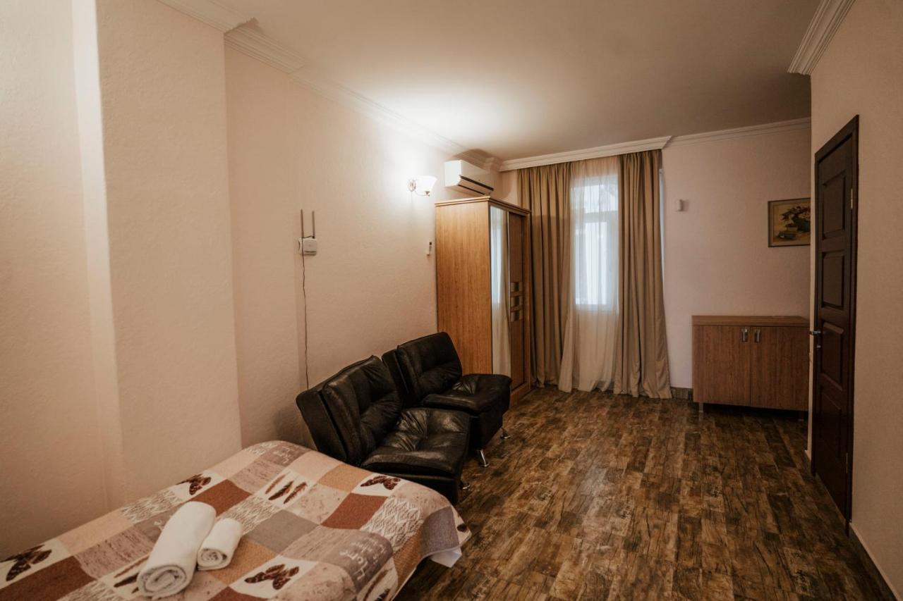 Hotel General Batumi Eksteriør bilde