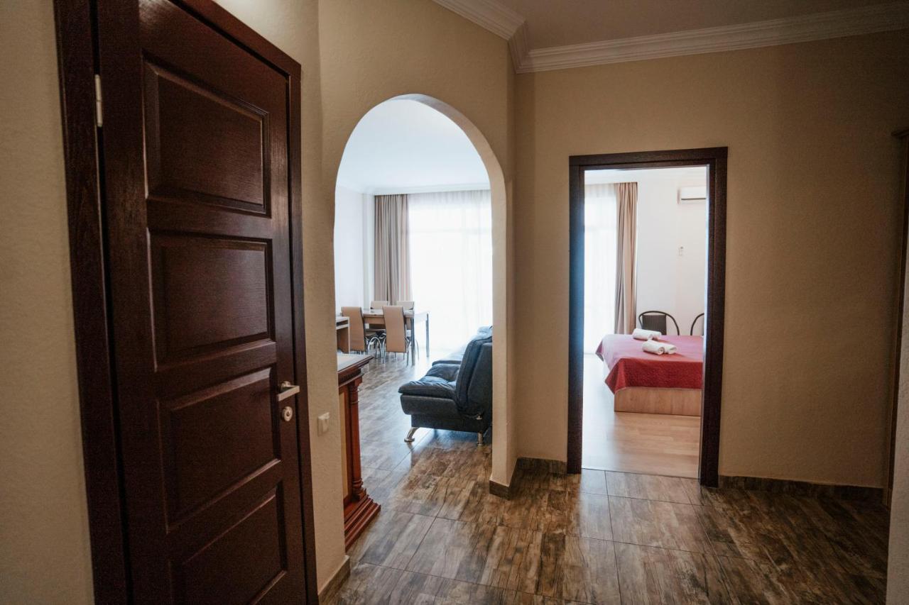 Hotel General Batumi Eksteriør bilde