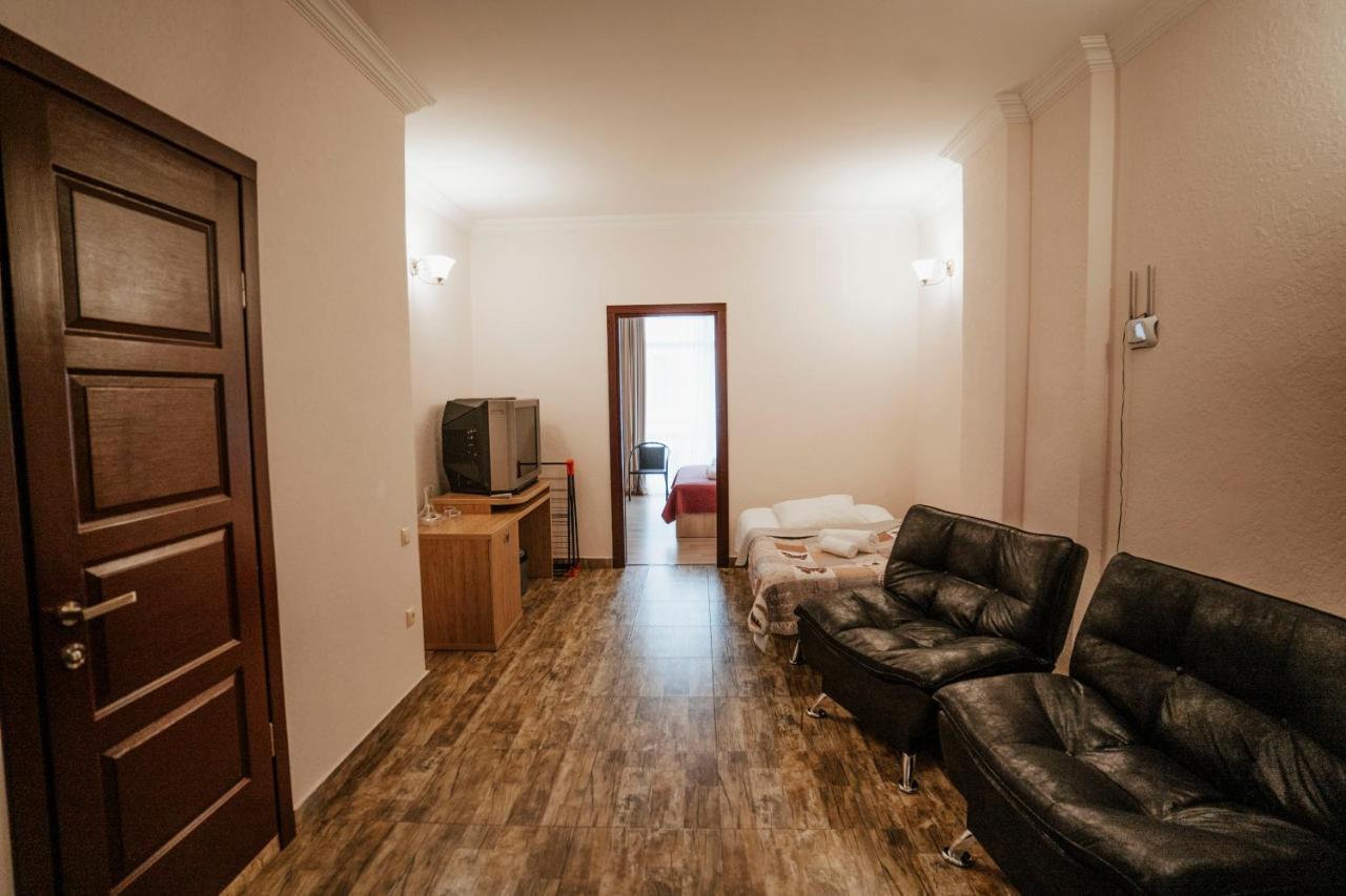 Hotel General Batumi Eksteriør bilde