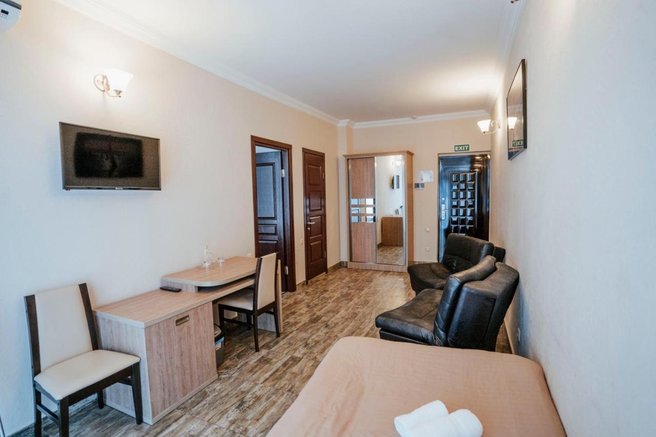 Hotel General Batumi Eksteriør bilde