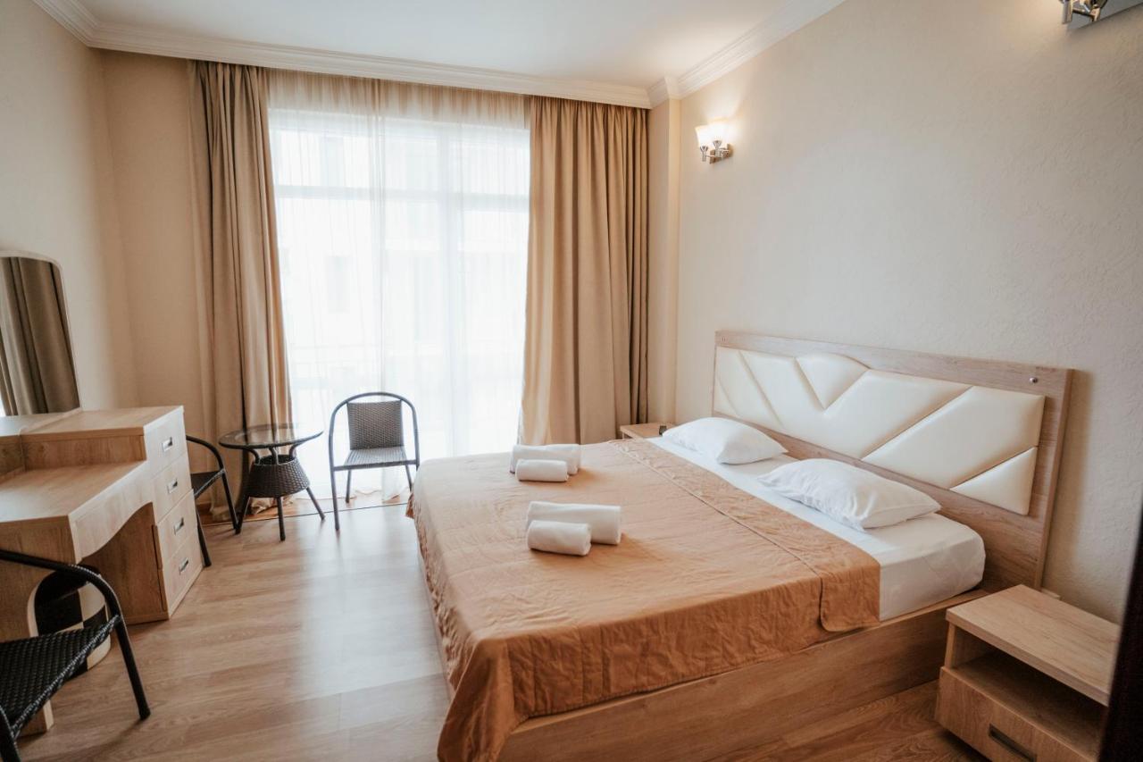 Hotel General Batumi Eksteriør bilde