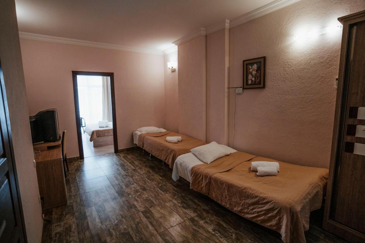 Hotel General Batumi Eksteriør bilde